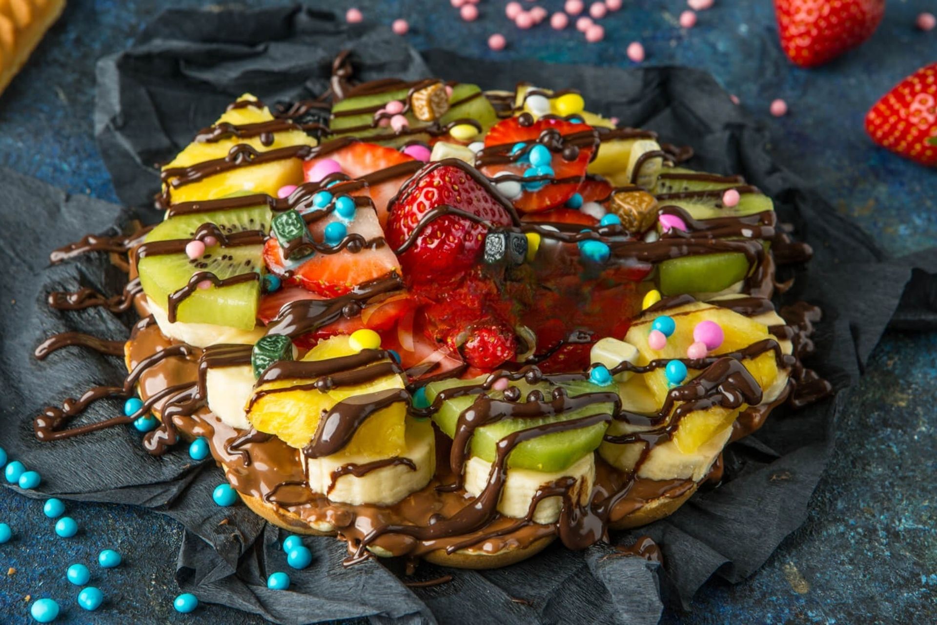 Bol Meyveli Waffle menü ürünü