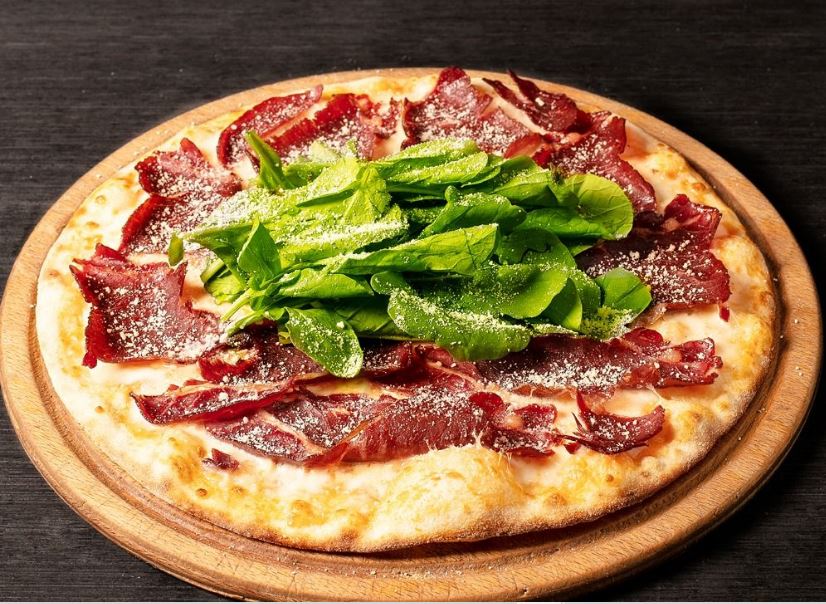 Kaburgalı Pizza menu item