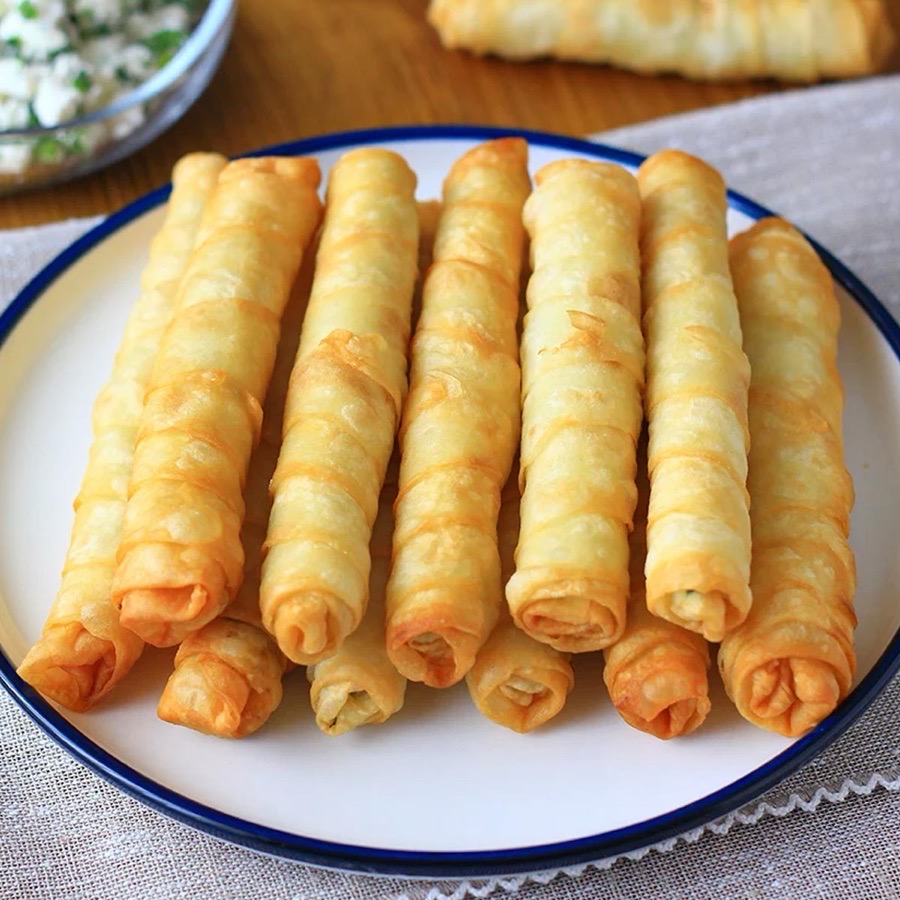 Sigara Böreği menu item