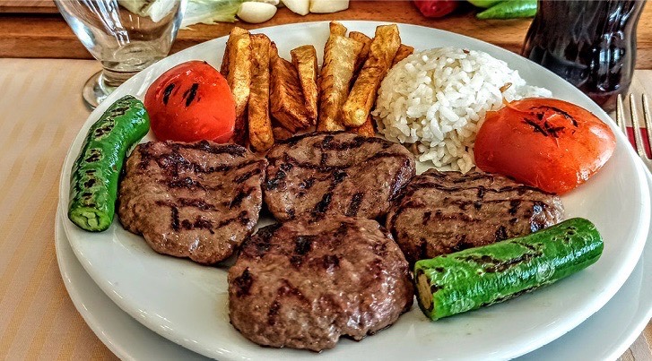 Izgara Köfte menü ürünü