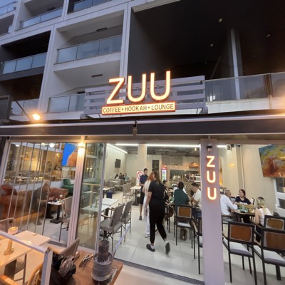 ZUU Cafe storefront